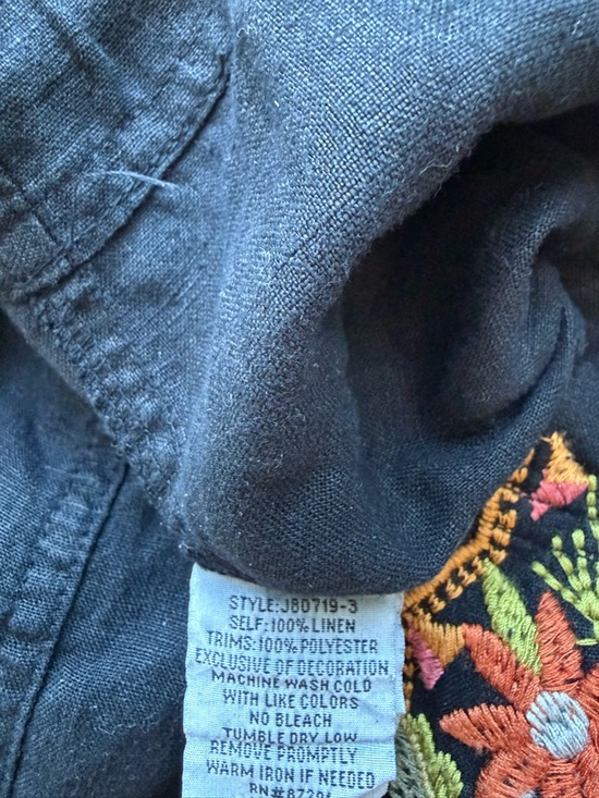 Johnny Was Black Linen Embroidered Floral Drawstring Shorts - Picture 8 of 8